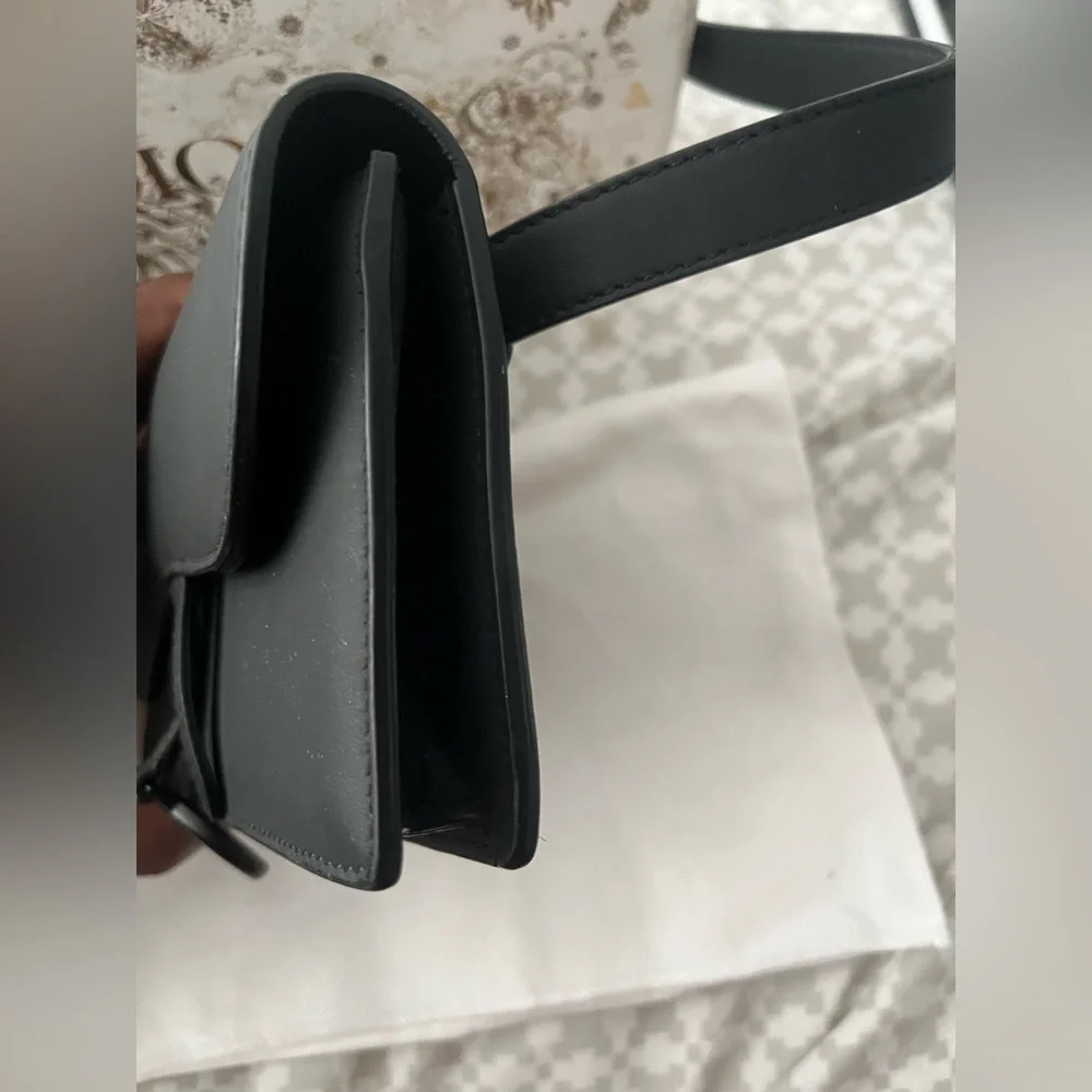 DIOR SADDLE BELT POUCH
BLACK MATTE - Picture 7 of 11